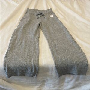 Lou & Grey women’s Gray Knit Wide-Leg Sweatpants